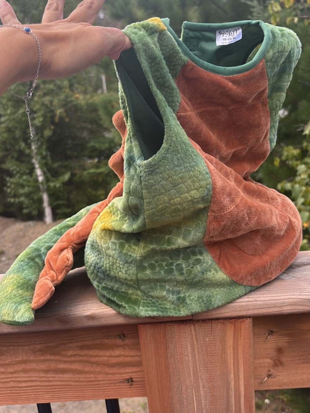 Spirit Plush dino Outfit in Green and Orange